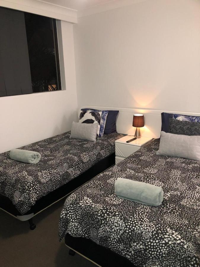 Anacapri Holiday Resort Apartments Surfers Paradise Exterior foto