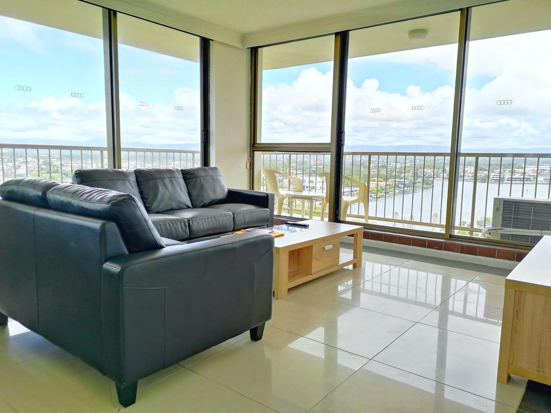 Anacapri Holiday Resort Apartments Surfers Paradise Exterior foto