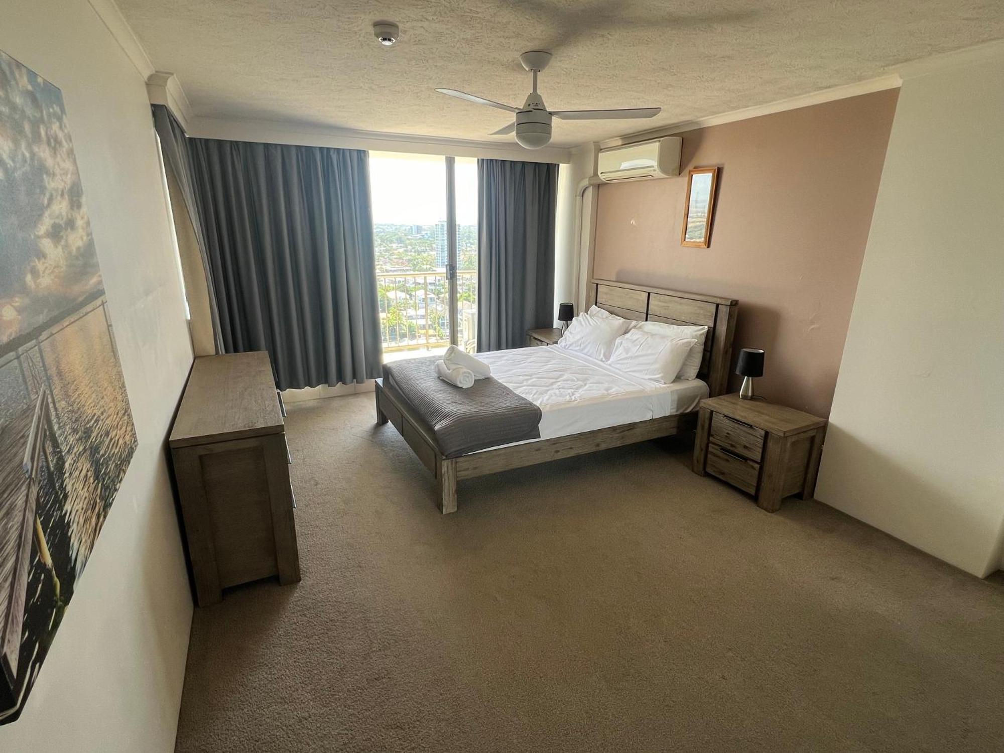 Anacapri Holiday Resort Apartments Surfers Paradise Exterior foto