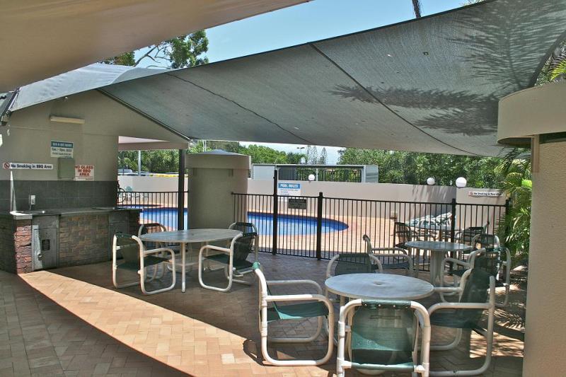 Anacapri Holiday Resort Apartments Surfers Paradise Exterior foto