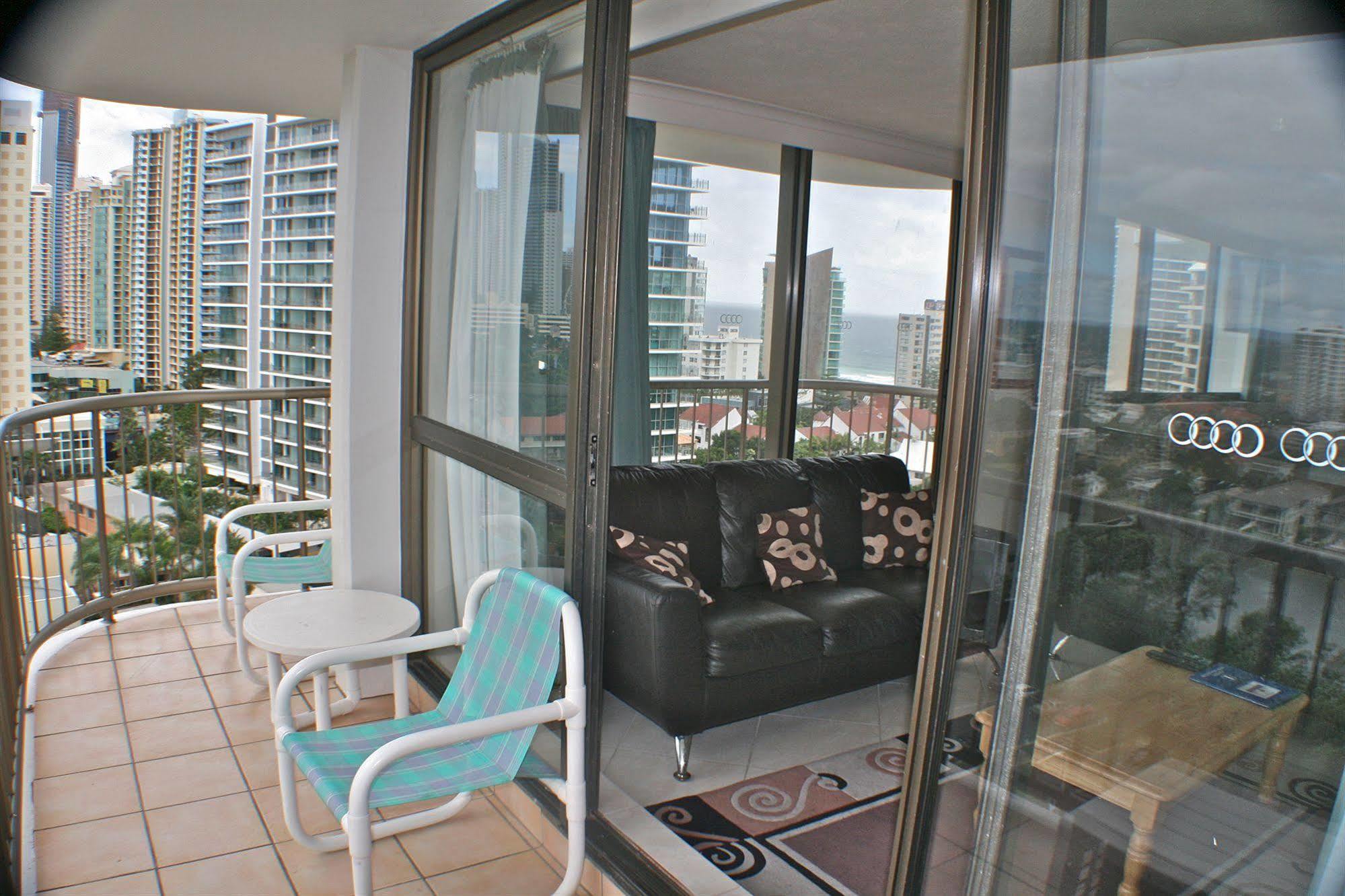 Anacapri Holiday Resort Apartments Surfers Paradise Exterior foto